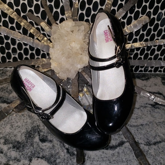 Harper Canyon Other - HARPER CANYON NORDSTROM Kitten Heel Mary Janes